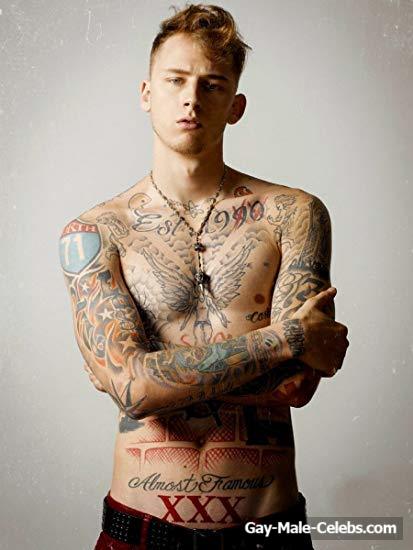 Machine Gun Kelly Nude And Huge Bulgy Photos