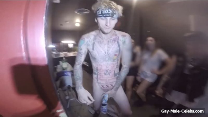 Machine Gun Kelly nude public moment.