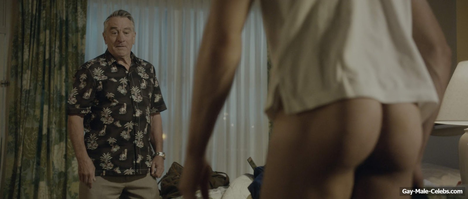 Zac Efron Nude &amp; Oops Scenes in Dirty Grandpa