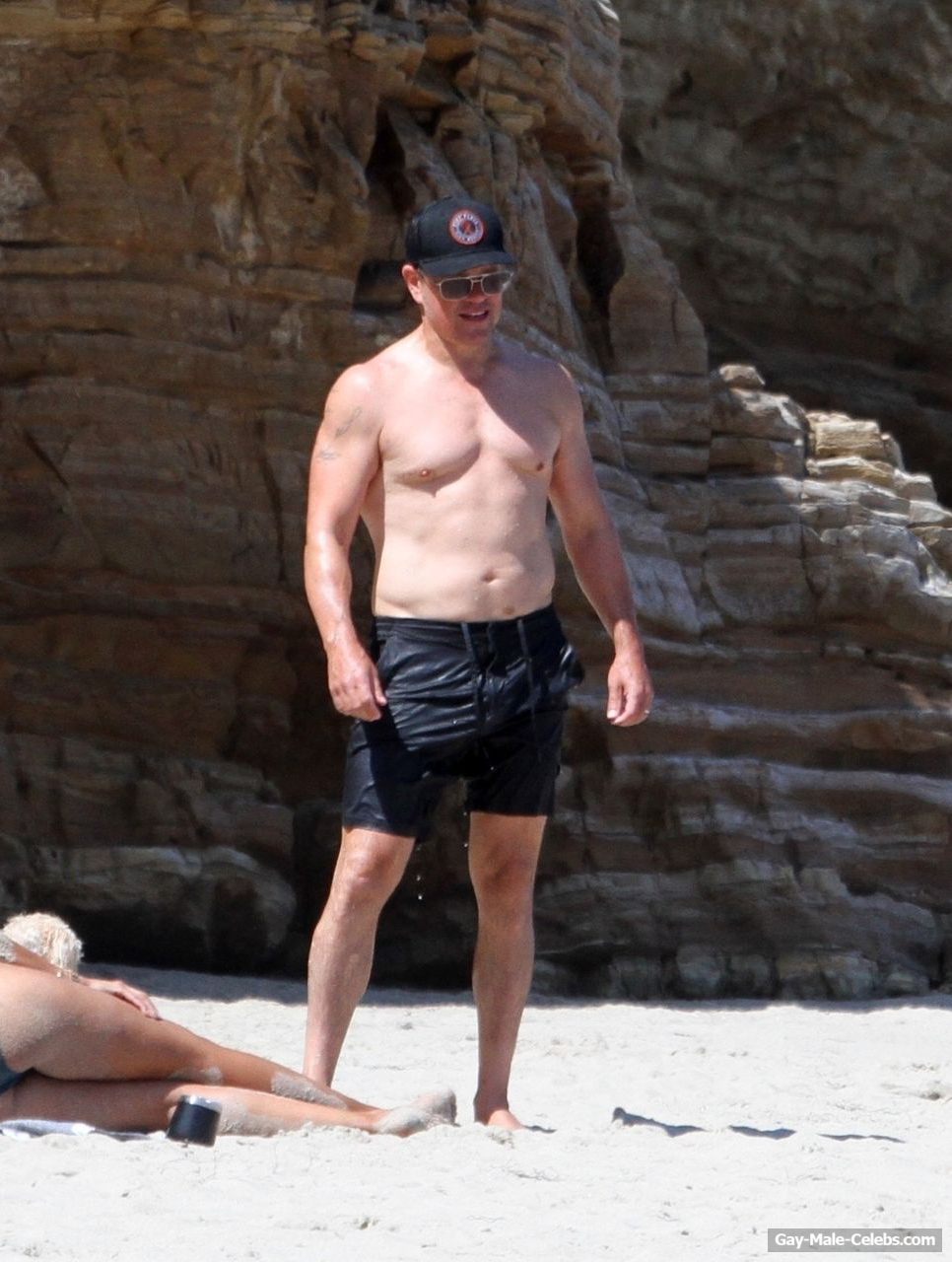Matt Damon Nude Shirtless Beach Photos