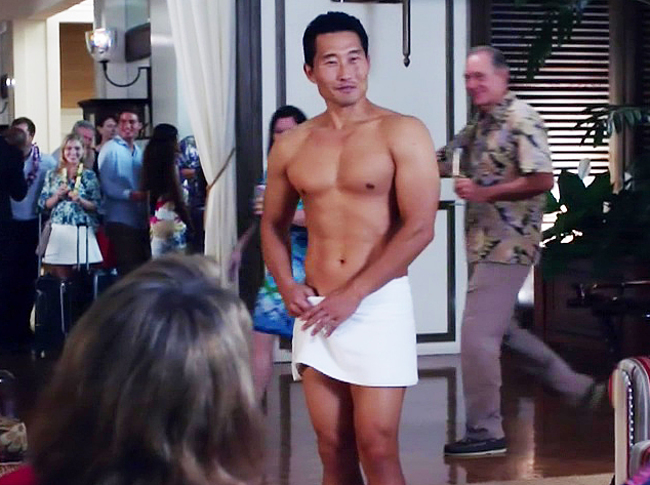 Daniel Dae Kim Almost Naked & Sexy In Hawaii Five-0 - Gay-Male-Celebs.c...