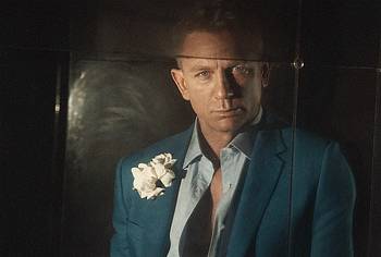 Daniel Craig hot