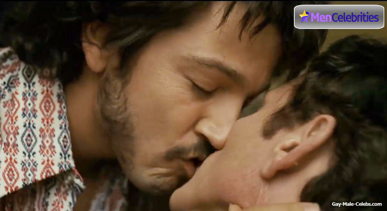 Diego Luna &amp; Sean Penn Nude Gay Sex In Milk