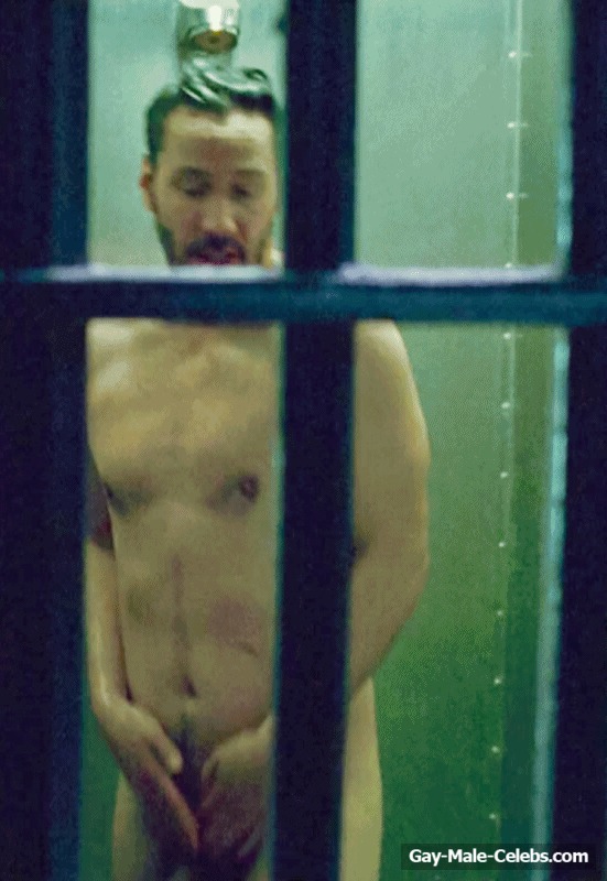 Keanu Reeves Frontal Nude In Henrys Crime