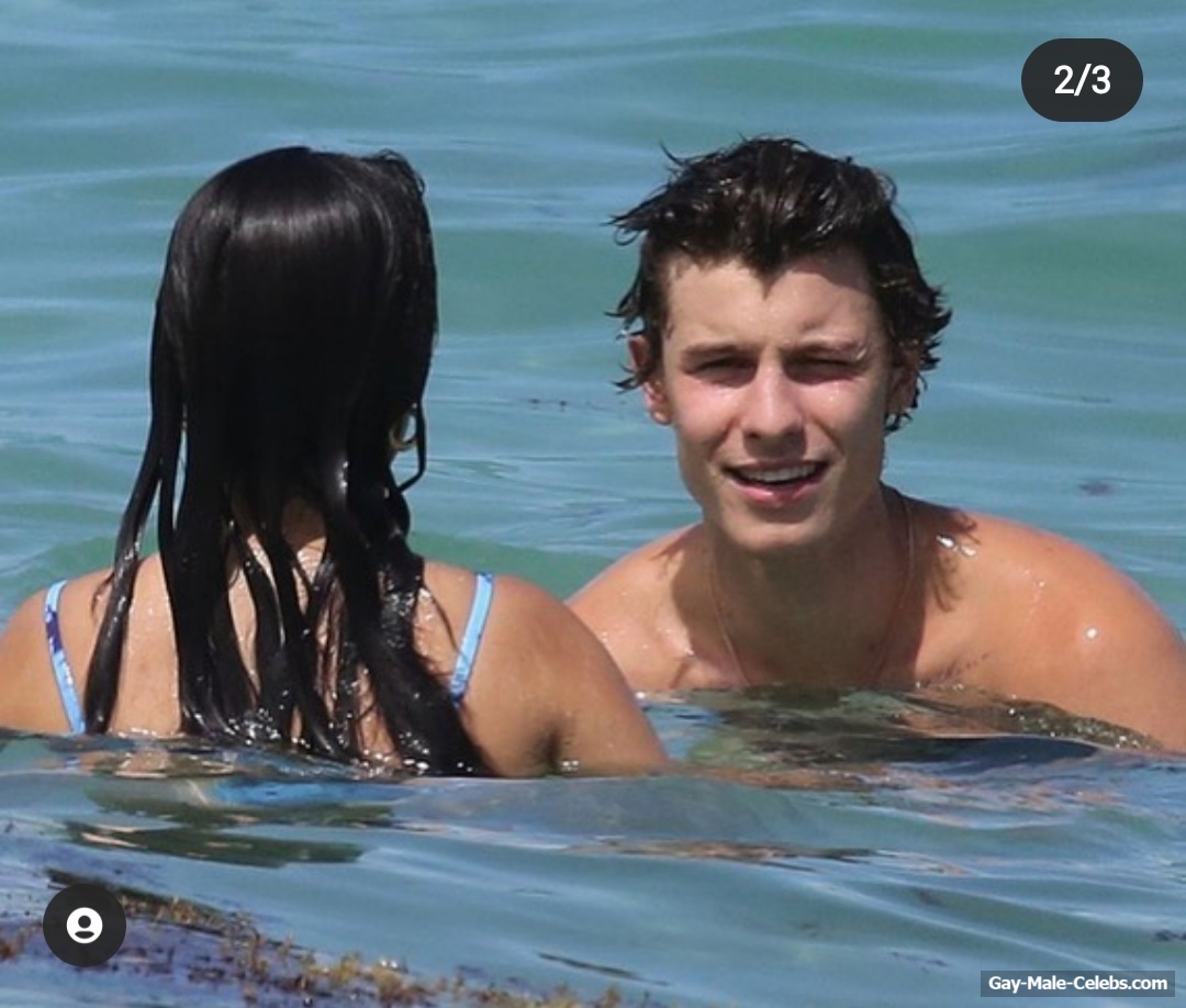Shawn Mendes Caught By Paparazzi Shirtless