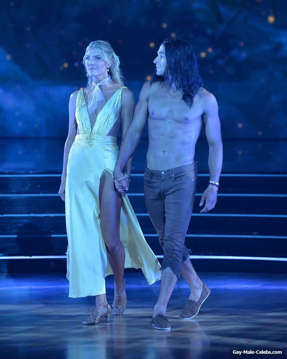 Alan Bersten Shirtless And Sexy in Dancing with the Stars