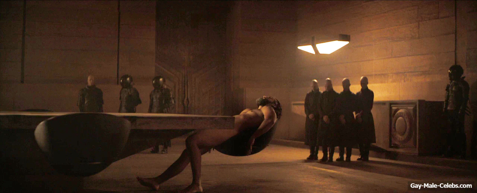 Oscar Isaac Nude And Sexy In DUNE