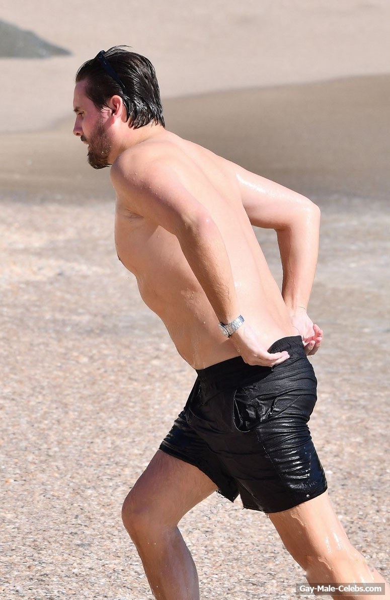 American media personality Scott Disick showed off his nude torso during a ...