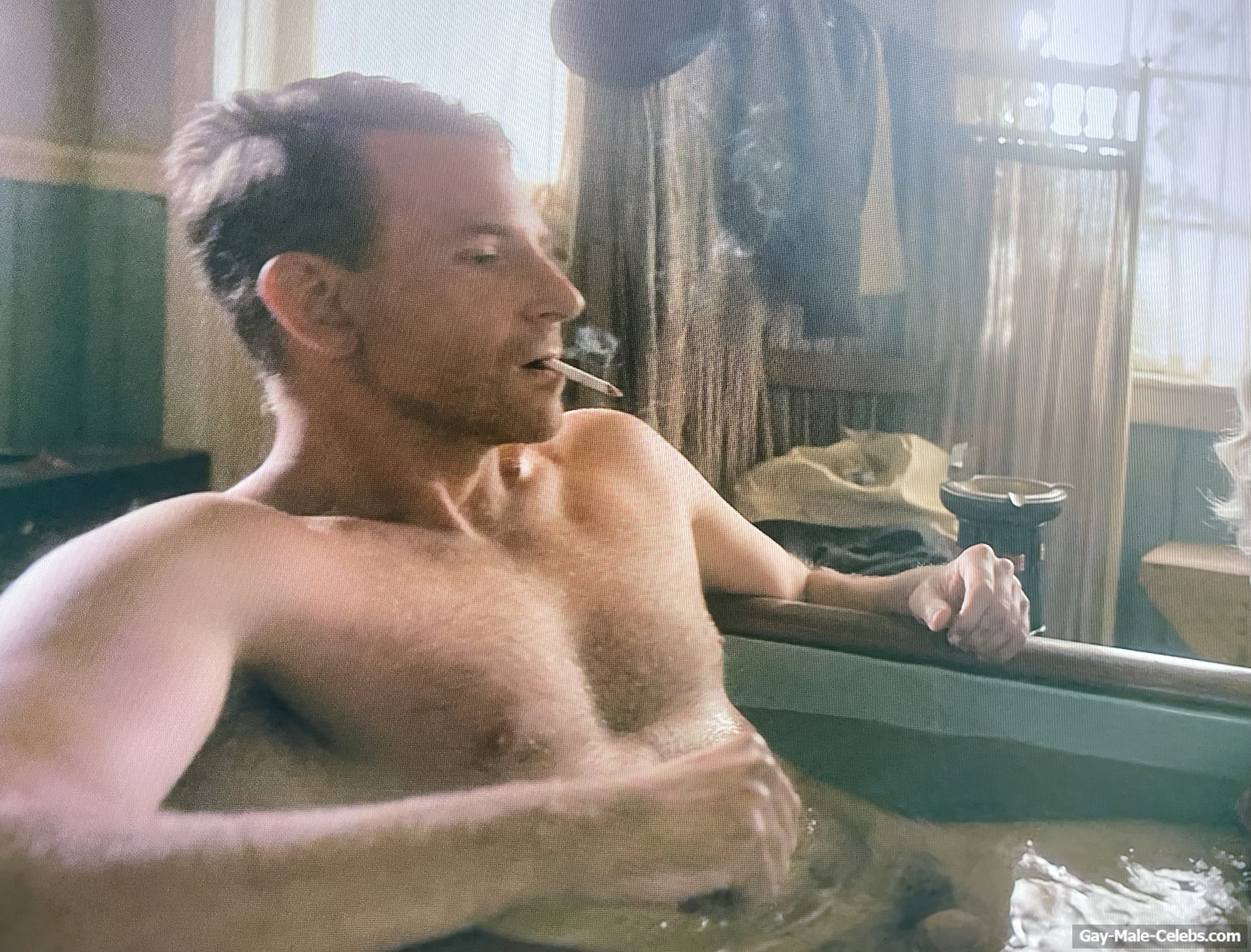 Bradley Cooper Nude Penis Scenes in Nightmare Alley