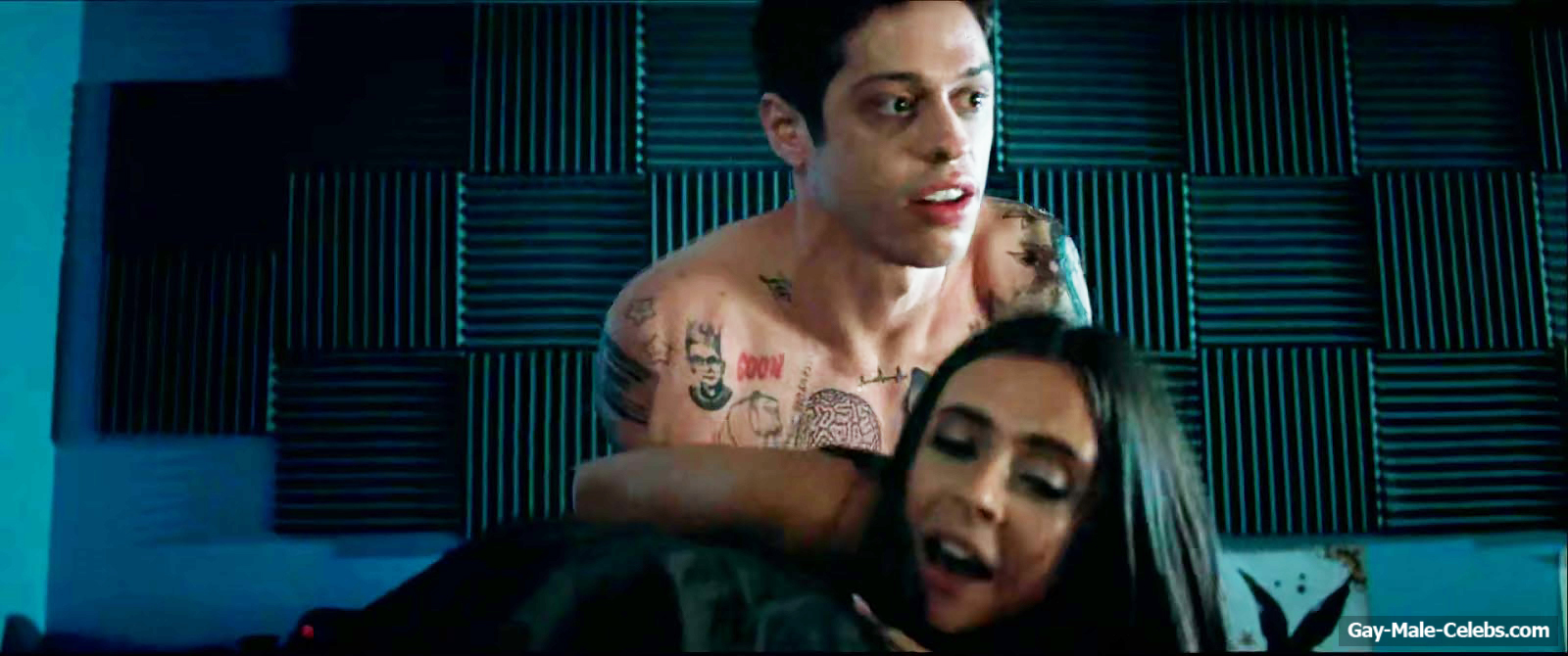 After all, there Pete Davidson demonstrated his nude tattooed body! 