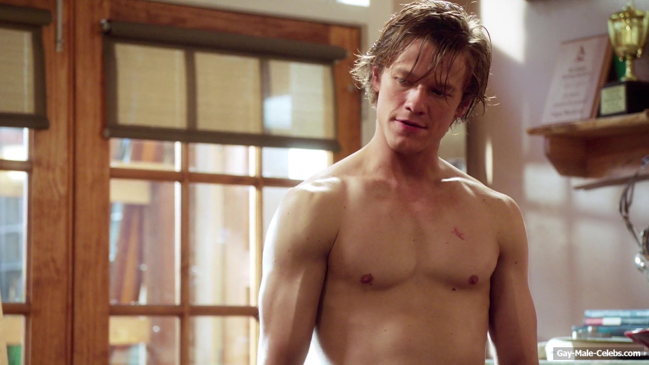 Lucas Till Shirtless And Erotic Scenes from MacGyver