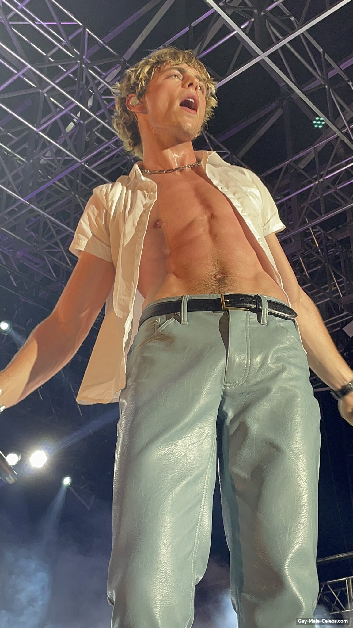 Ross Lynch Shirtless And Bulge On a Stage