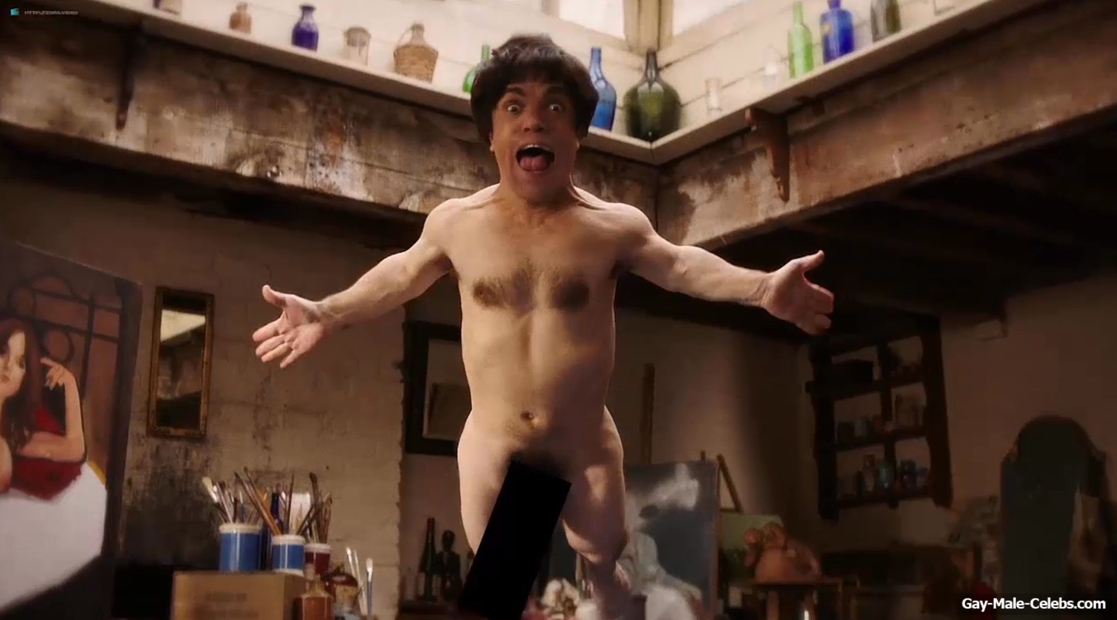 Peter Dinklage Nude in My Dinner with Herve