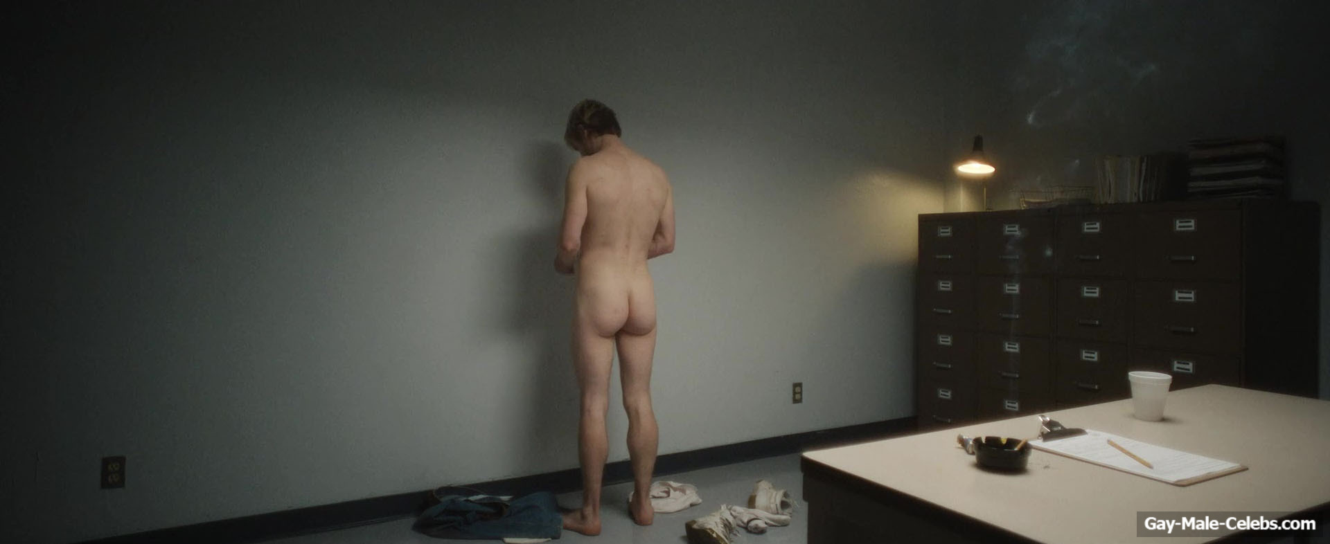 Evan Peters Nude Gay Sex Scenes in Dahmer