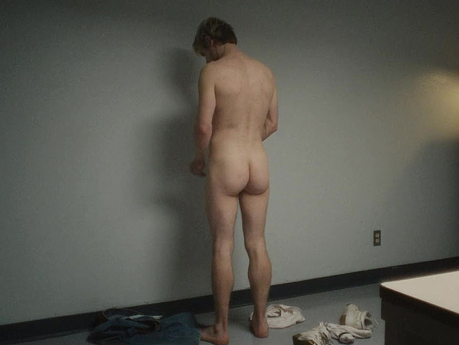 Evan Peters nudes photos