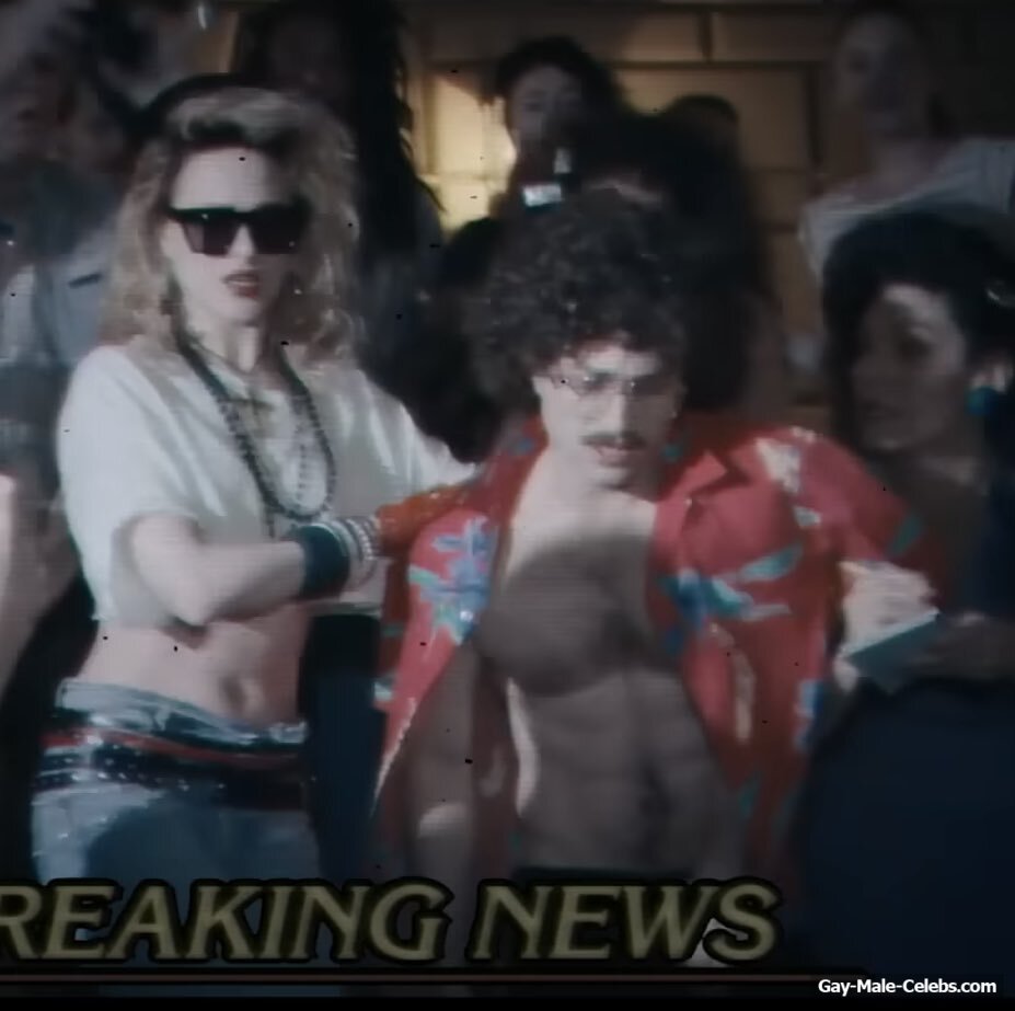 Daniel Radcliffe Shirtless &amp; Sexy in Weird: The Al Yankovic Story