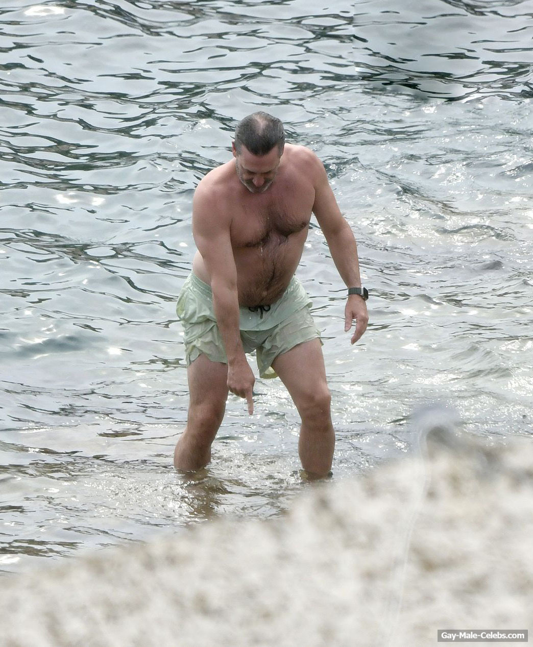 Jon Hamm Shirtless Beach Photos