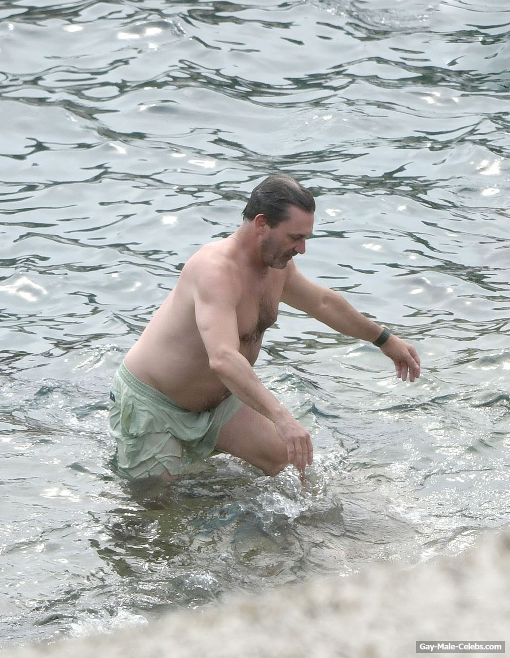 Jon Hamm Shirtless Beach Photos