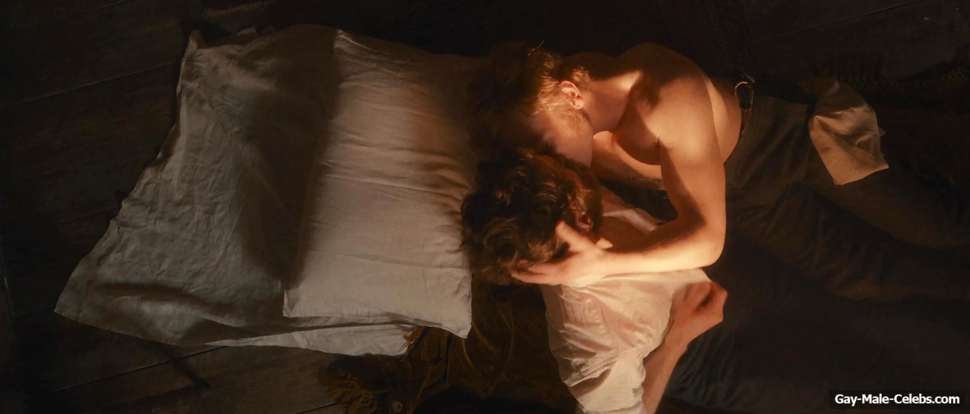 Kyle Soller Nude And Sexy in Bodies