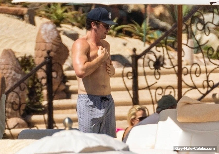 Miles Teller Nude Chest And Bulge Photos