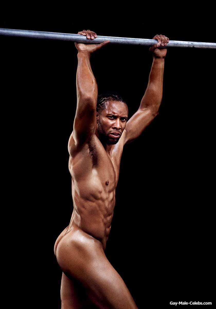 Larry Fitzgerald Nude And Bulge Photos