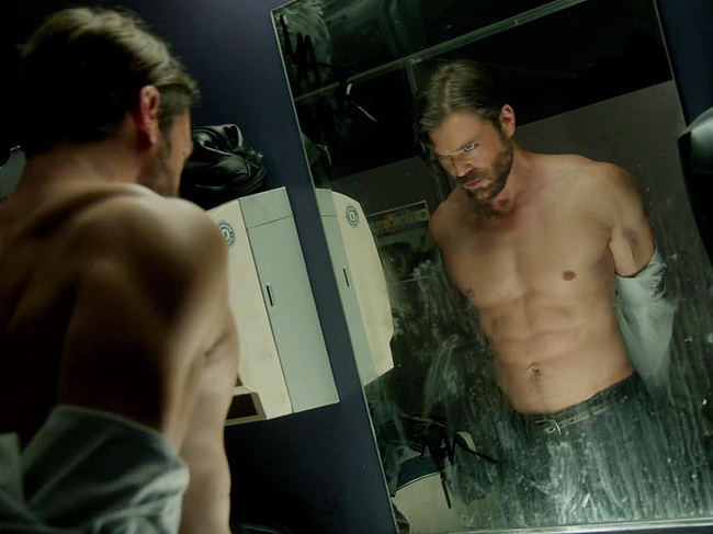 Charlie Weber Shirtless