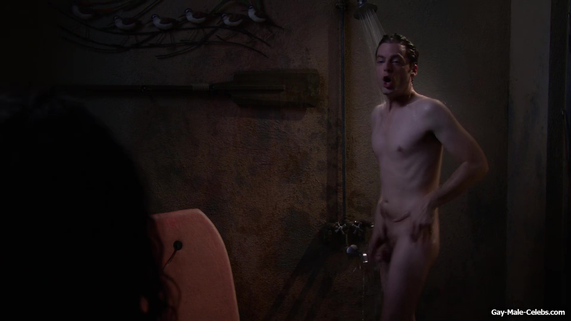 Justin Kirk Exposed Wet Penis in Weeds - Gay-Male-Celebs.com