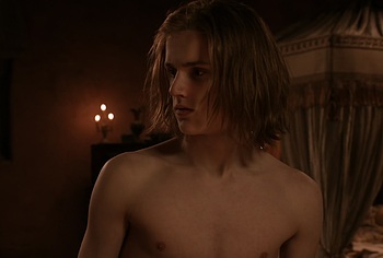 Eugene Simon nudes