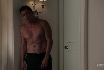 Holt McCallany nudes