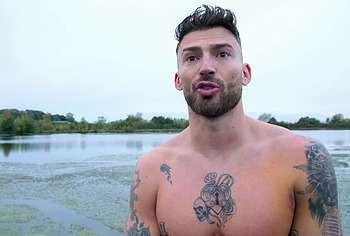 Jake Quickenden ass