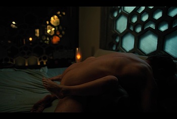 Joel Kinnaman nudity