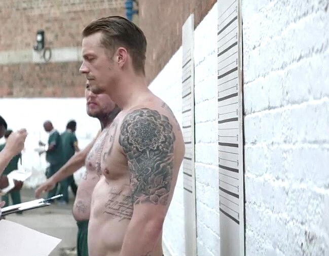 Joel Kinnaman shirtless