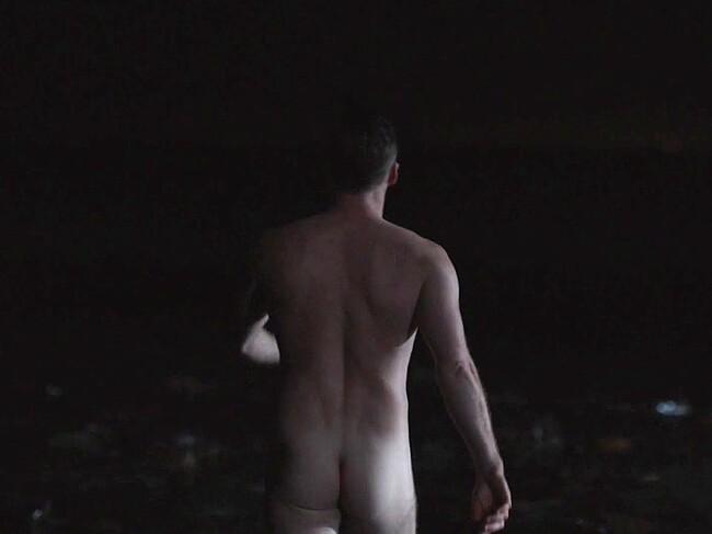 Sam Worthington nude