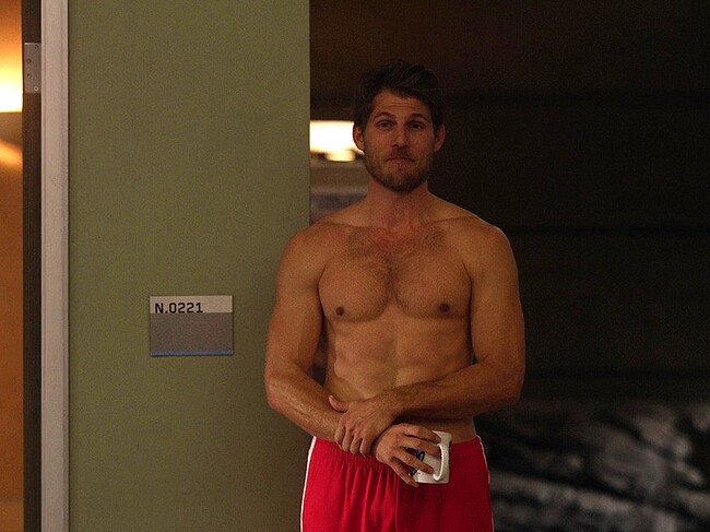 Travis Van Winkle nude