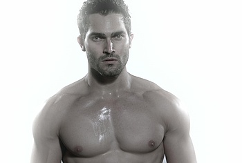 Tyler Hoechlin uncensored nude