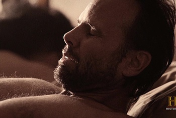 Walton Goggins nudity