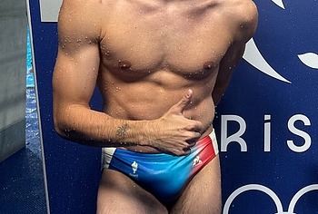 Jules Bouyer big bulge