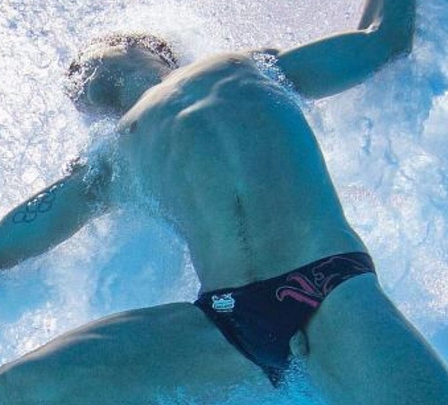 tom daley penis slips