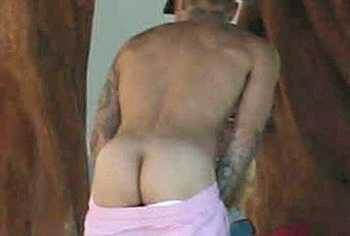 Justin Bieber naked butt