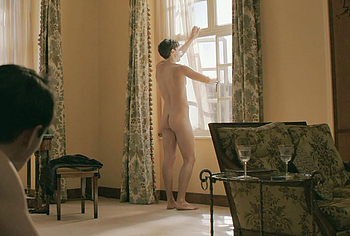 Harry Styles naked butt