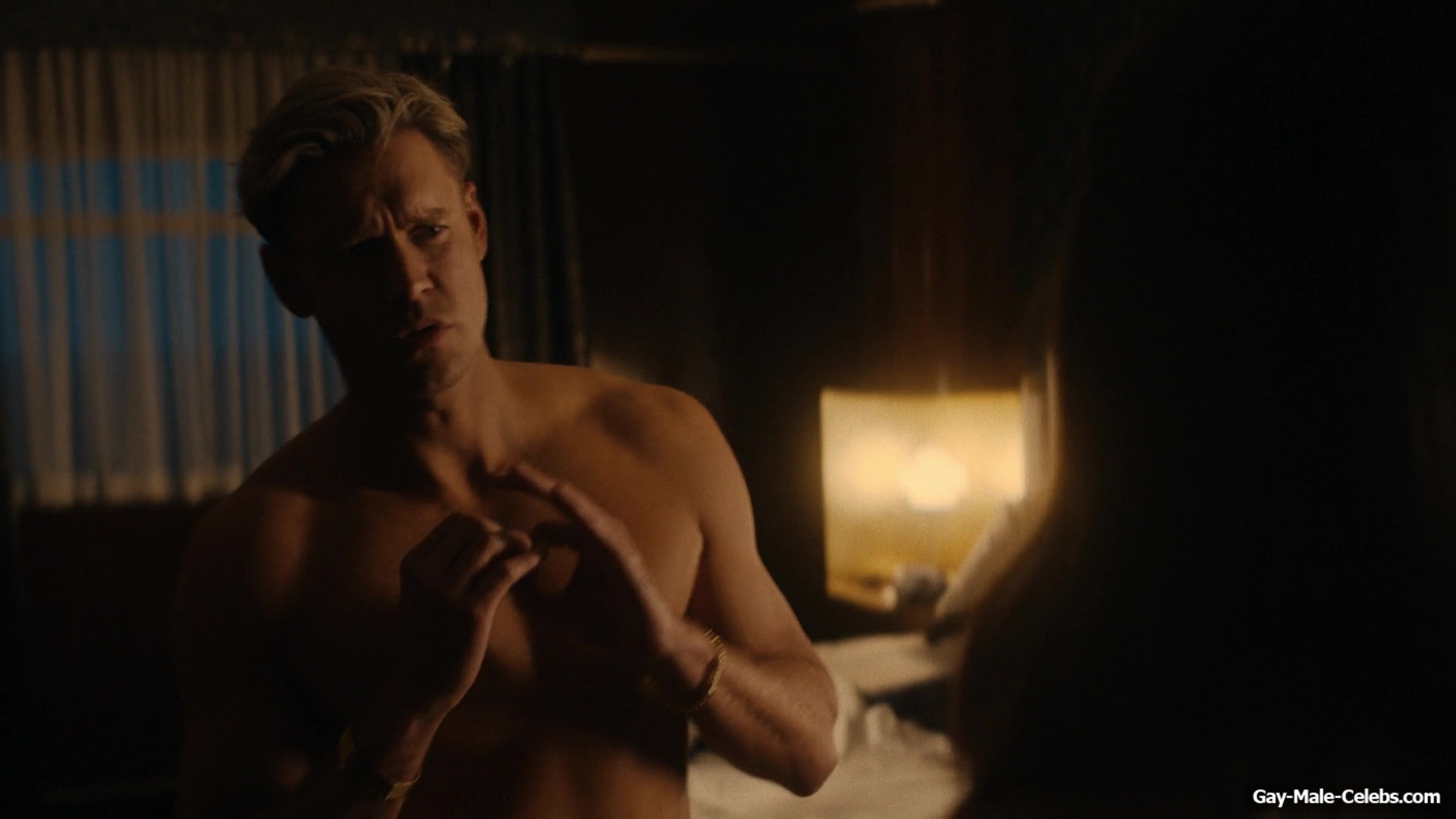 Chord Overstreet Shirtless &amp; Bulge Cock Scenes in Doctor Odyssey