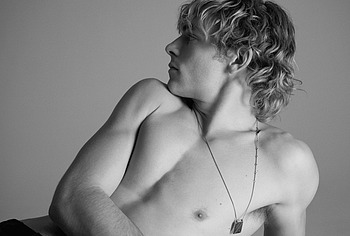 Ross Lynch shirtless