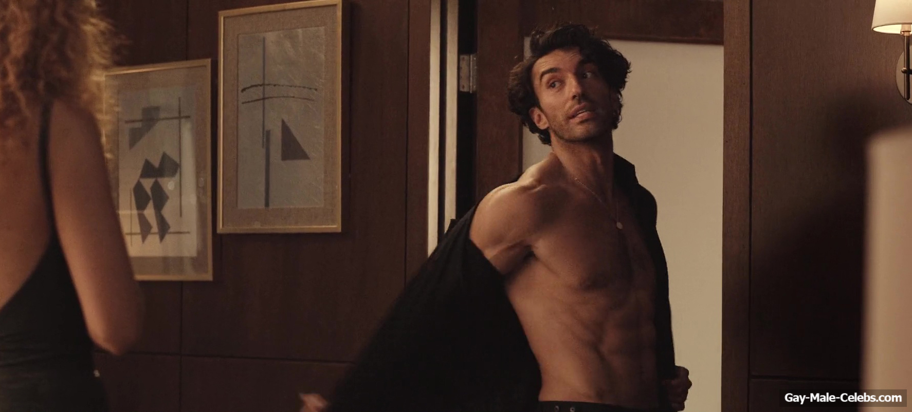 Justin Baldoni Nude Torso &amp; Underwear Scenes in It Ends with Us