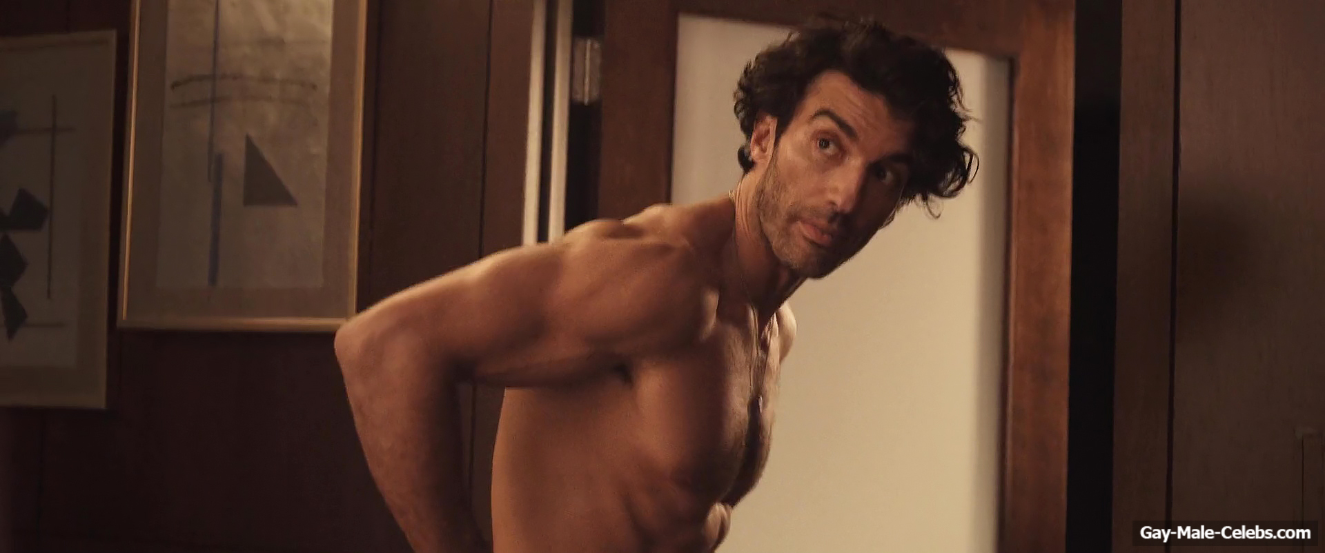 Justin Baldoni Nude Torso &amp; Underwear Scenes in It Ends with Us