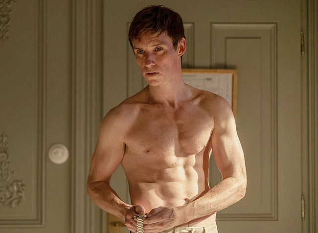 Eddie Redmayne nude