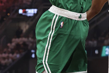 Jayson Tatum cock bulge