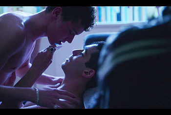 Aron Piper gay porn
