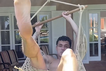Aron Piper foot