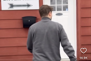 Drew Lynch ass
