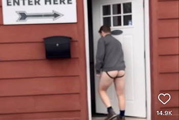Drew Lynch bum nude